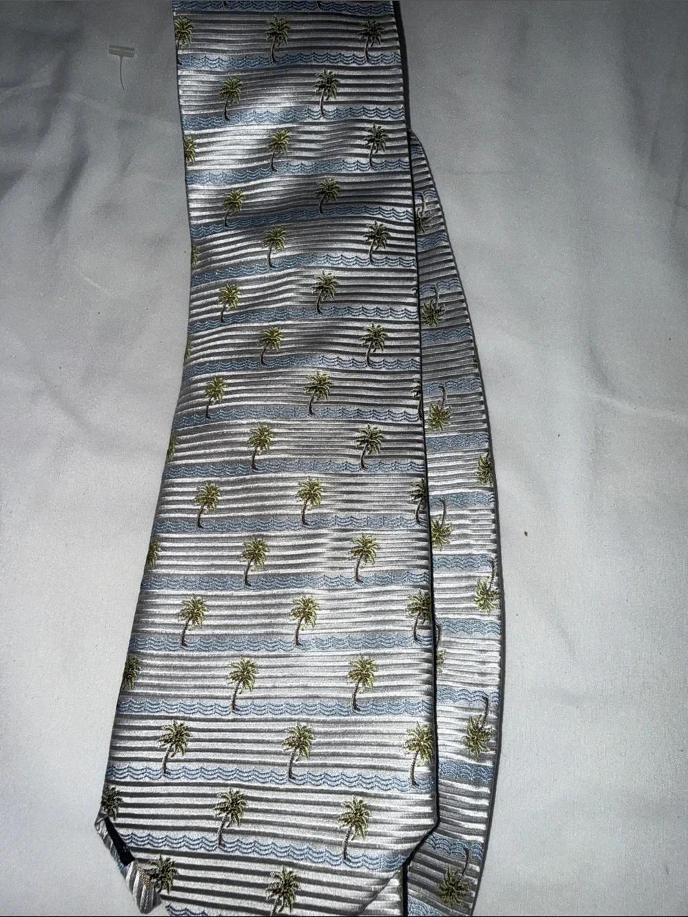 Tommy Bahama Silver and Blue Palm Tree Silk Tie